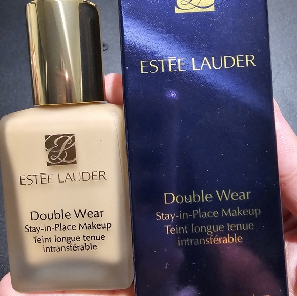 NIB‎ ESTEE LAUDER Double Wear Maximum Cover Foundation 1 FL Oz - Picture 7 of 15